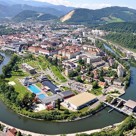 Auszeit Steiraland 8 Mit Ueberdachten Balkon Und Parkplatz Leoben  Eksteriør bilde