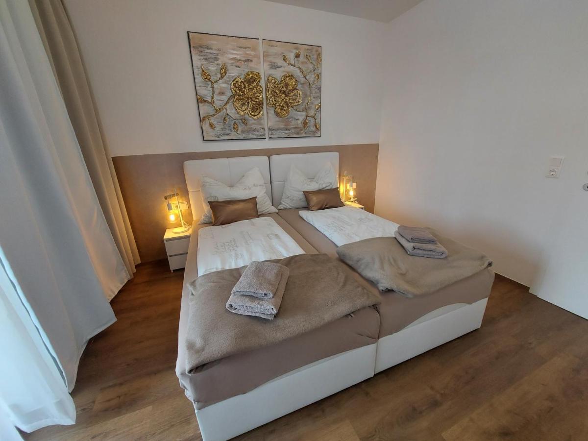 Auszeit Steiraland 8 Mit Ueberdachten Balkon Und Parkplatz Leoben  Eksteriør bilde