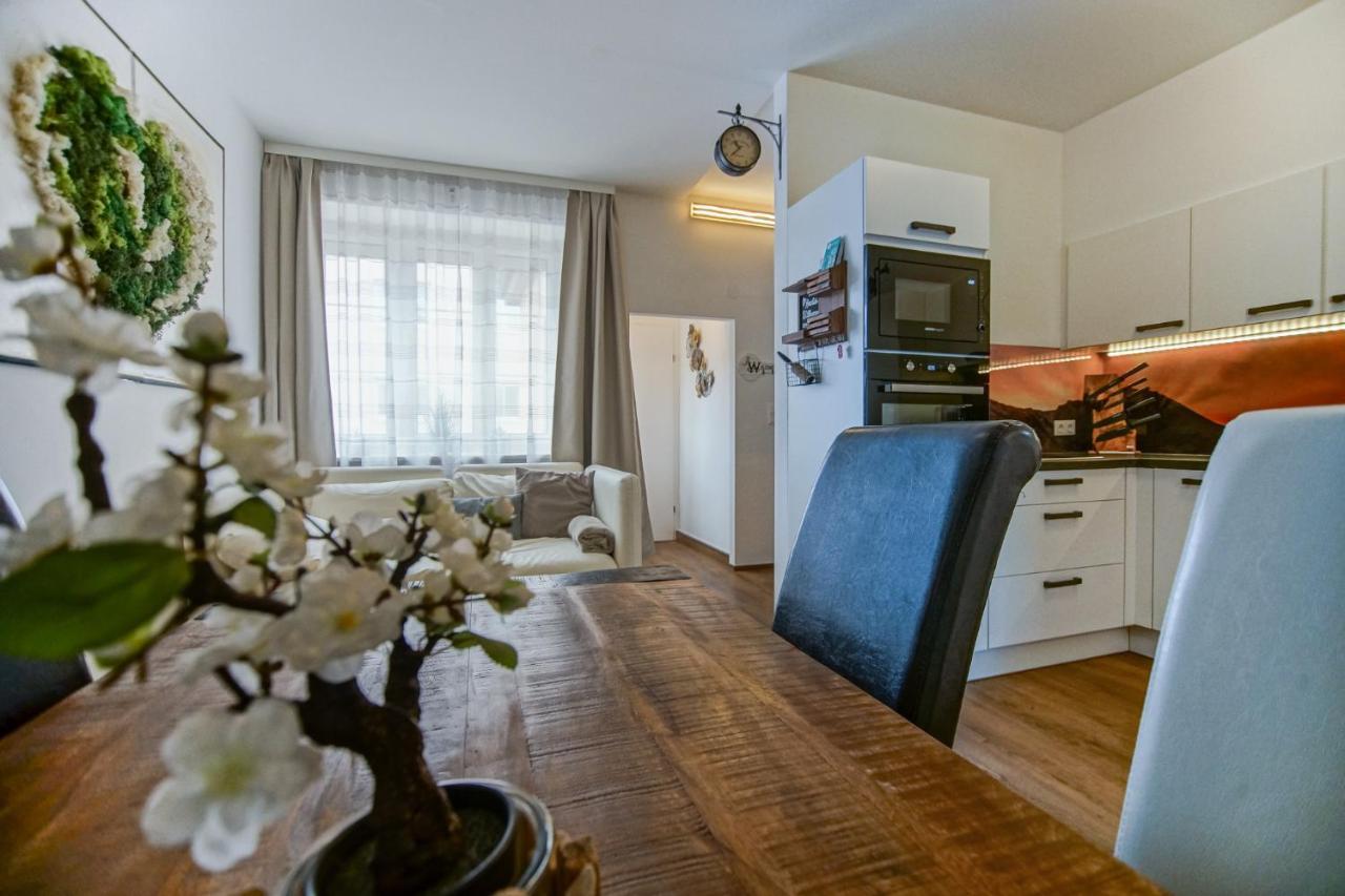 Auszeit Steiraland 8 Mit Ueberdachten Balkon Und Parkplatz Leoben  Eksteriør bilde
