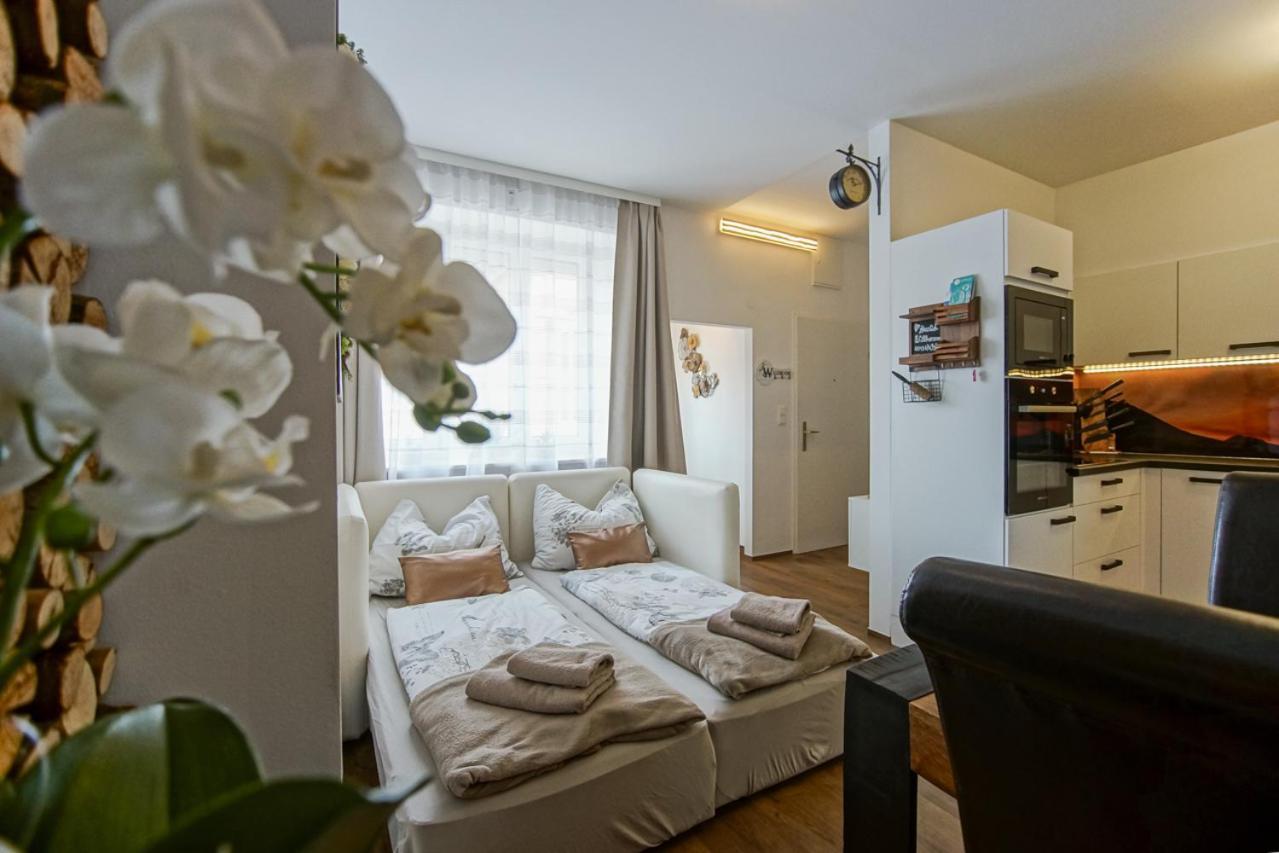Auszeit Steiraland 8 Mit Ueberdachten Balkon Und Parkplatz Leoben  Eksteriør bilde